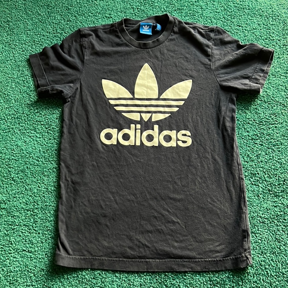 Women’s Small Navy Blue Adidas T-shirt
